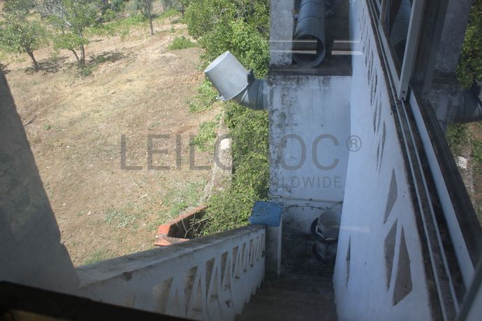 Moradia V3 + Edifício · Portalegre