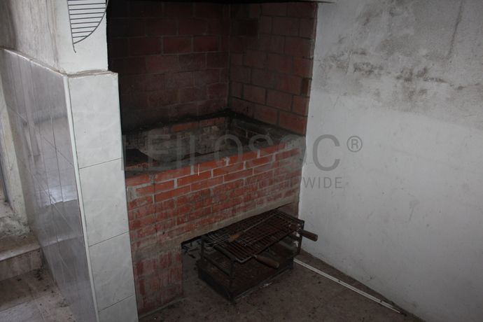 Moradia V3 + Edifício · Portalegre