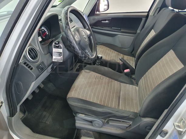 Suzuki SX4 1.6 DDIS · Ano 2010