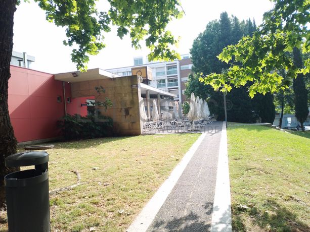 Estabelecimento Comercial · Maia