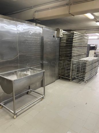 Estabelecimento Comercial · Maia