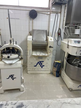 Estabelecimento Comercial · Maia