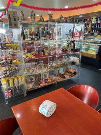 Estabelecimento Comercial · Maia