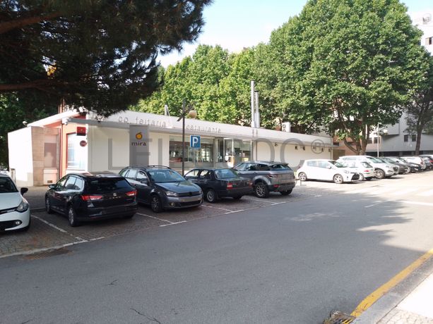 Estabelecimento Comercial · Maia