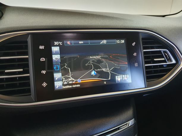 Peugeot 308 · Ano 2015