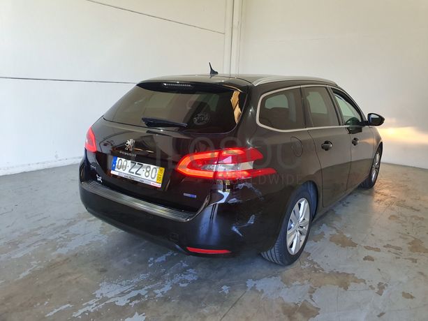 Peugeot 308 · Ano 2015