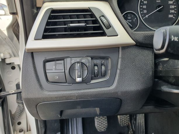 BMW 320D · Ano 2015