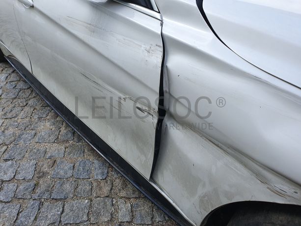 BMW 320D · Ano 2015
