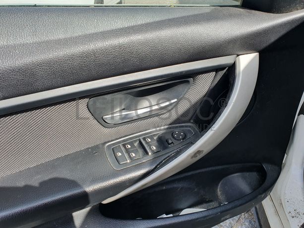 BMW 320D · Ano 2015