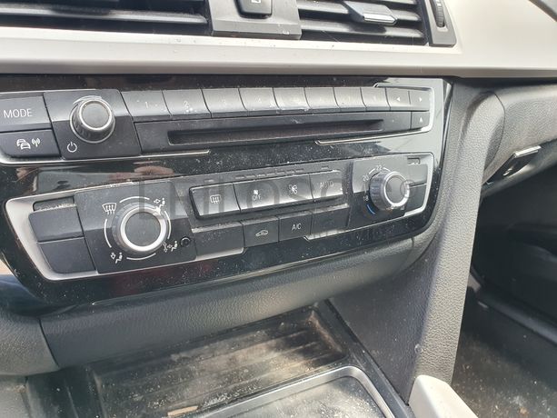 BMW 320D · Ano 2015