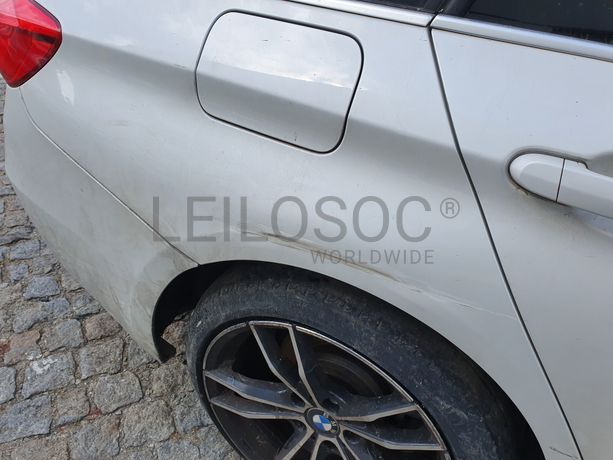 BMW 320D · Ano 2015