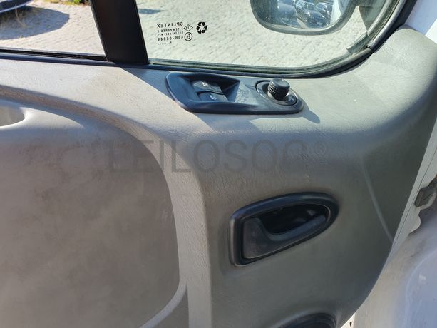 Renault Trafic · Ano 2009