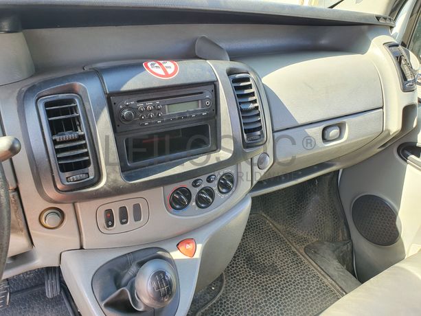 Renault Trafic · Ano 2009