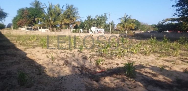 Infraestruturas em terreno