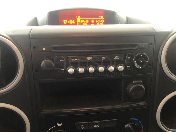 Peugeot Partner · Ano 2017