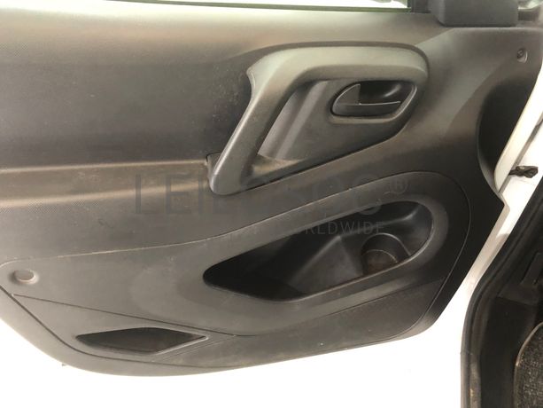 Peugeot Partner · Ano 2017