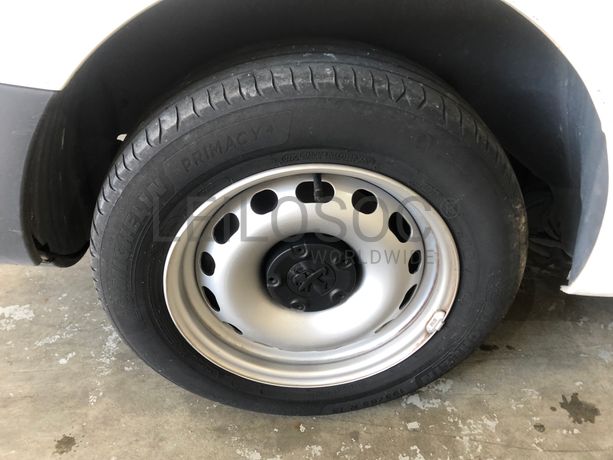 Peugeot Partner · Ano 2017