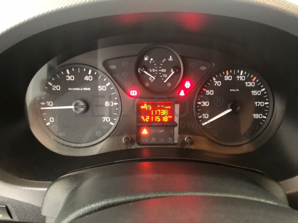 Peugeot Partner · Ano 2017