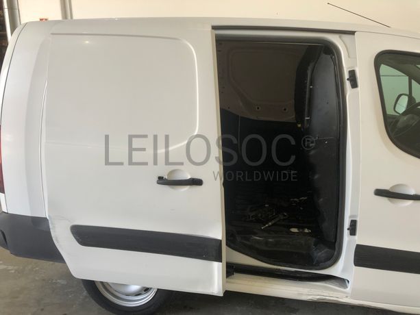 Peugeot Partner · Ano 2017