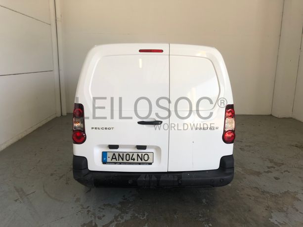 Peugeot Partner · Ano 2017