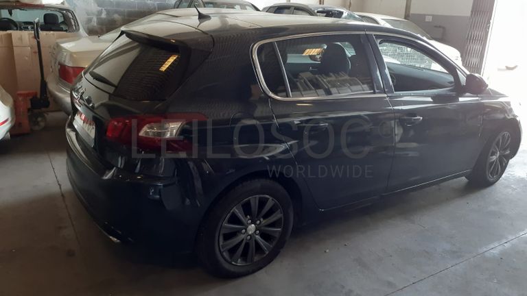 Peugeot 308 · Ano 2015