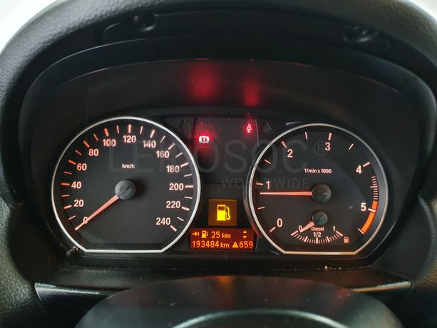 BMW 118D · Ano 2010