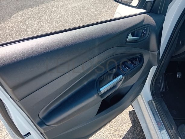 Ford Kuga · Ano 2018