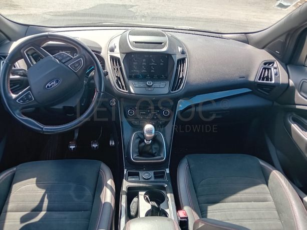 Ford Kuga · Ano 2018