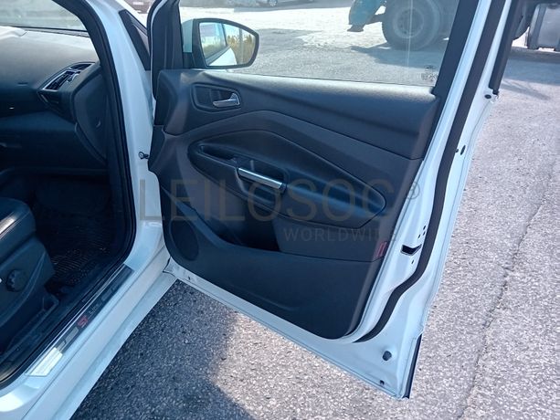 Ford Kuga · Ano 2018