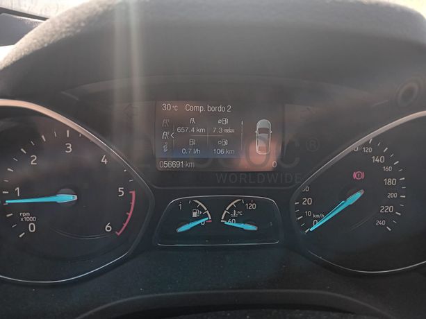 Ford Kuga · Ano 2018