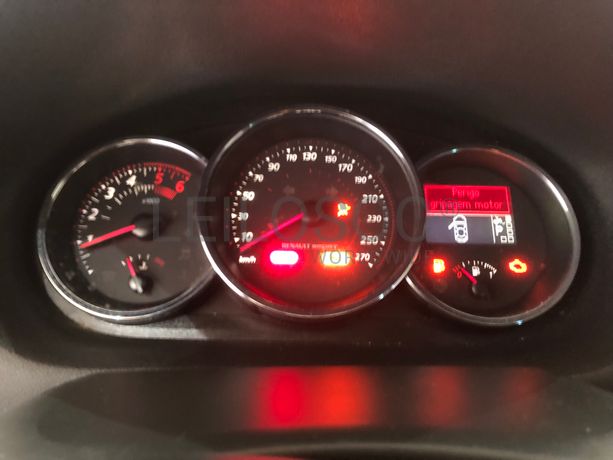 Renault Mégane III Coupé · Ano 2013