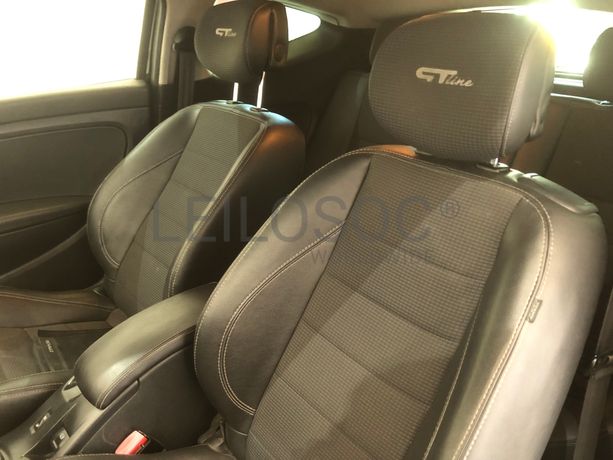 Renault Mégane III Coupé · Ano 2013