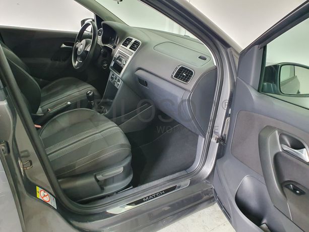 Volkswagen Polo · Ano 2012