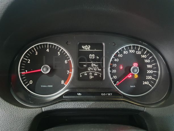 Volkswagen Polo · Ano 2012