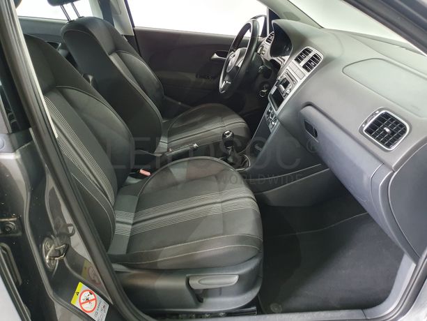 Volkswagen Polo · Ano 2012