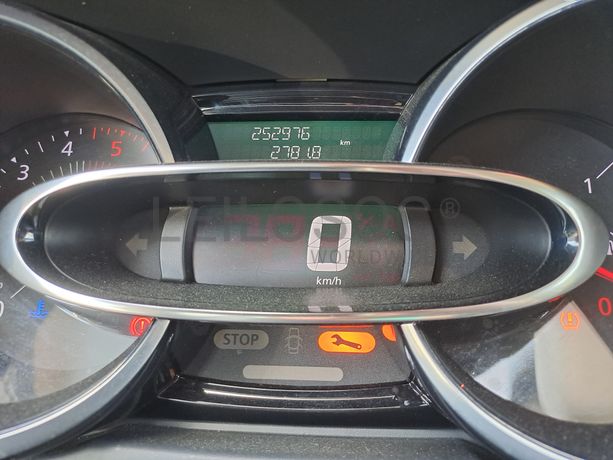 Renault Clio · Ano 2016