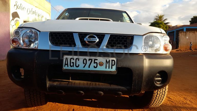 Nissan Hardbody 2.95m