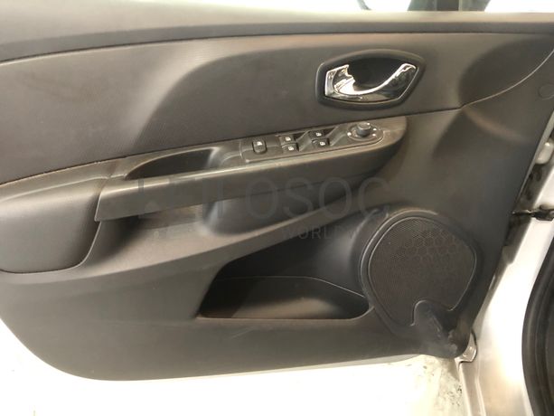 Renault Clio · Ano 2015