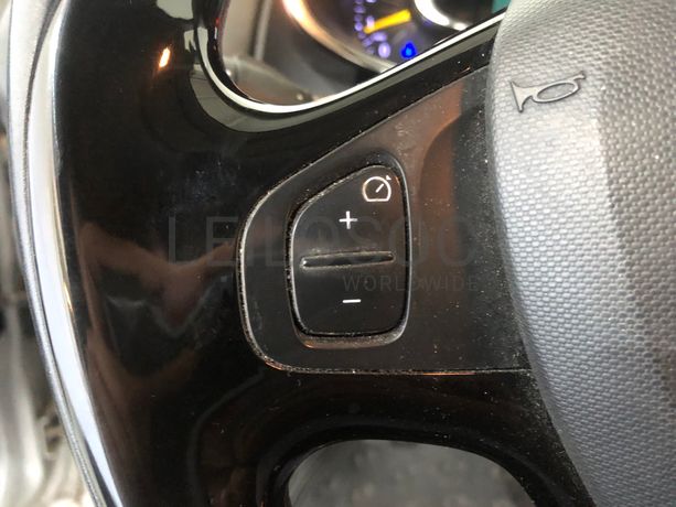 Renault Clio · Ano 2015