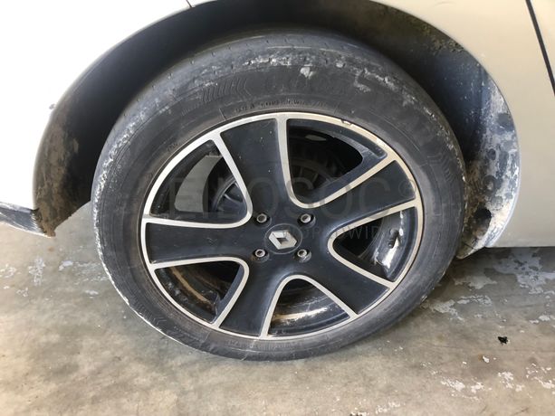 Renault Clio · Ano 2015