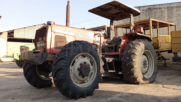 Trator Massey ferguson