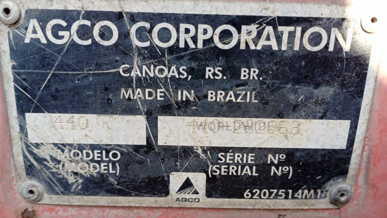 Trator Massey ferguson