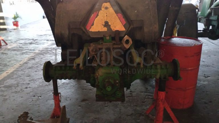 Trator John Deerecom