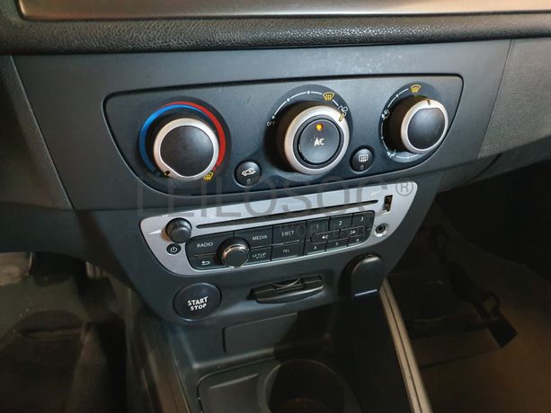 Renault Mégane 1.5 · Ano 2014