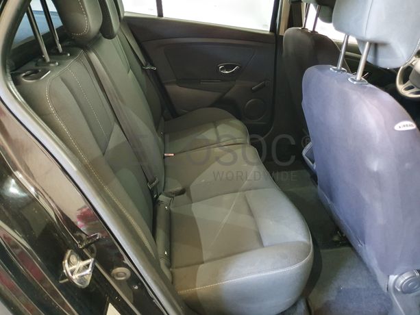 Renault Mégane 1.5 · Ano 2014