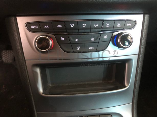 Opel Astra · Ano 2019