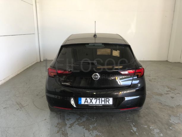 Opel Astra · Ano 2019