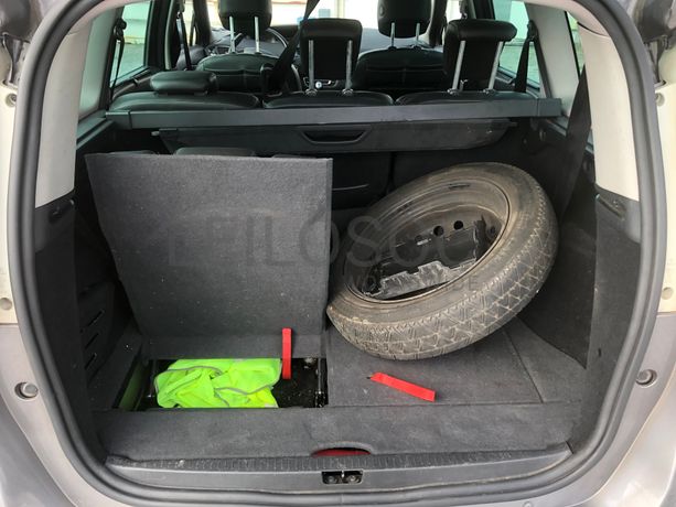 Renault Grand Scénic 1.5 DCI · Ano 2016