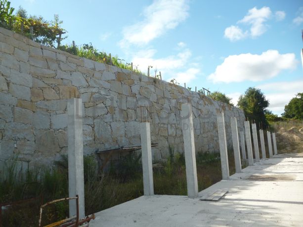 2 Moradias Geminadas (Benfeitoria) · Termas de S. Vicente, Penafiel