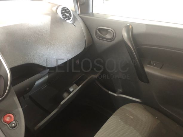 Renault Kangoo · Ano 2017